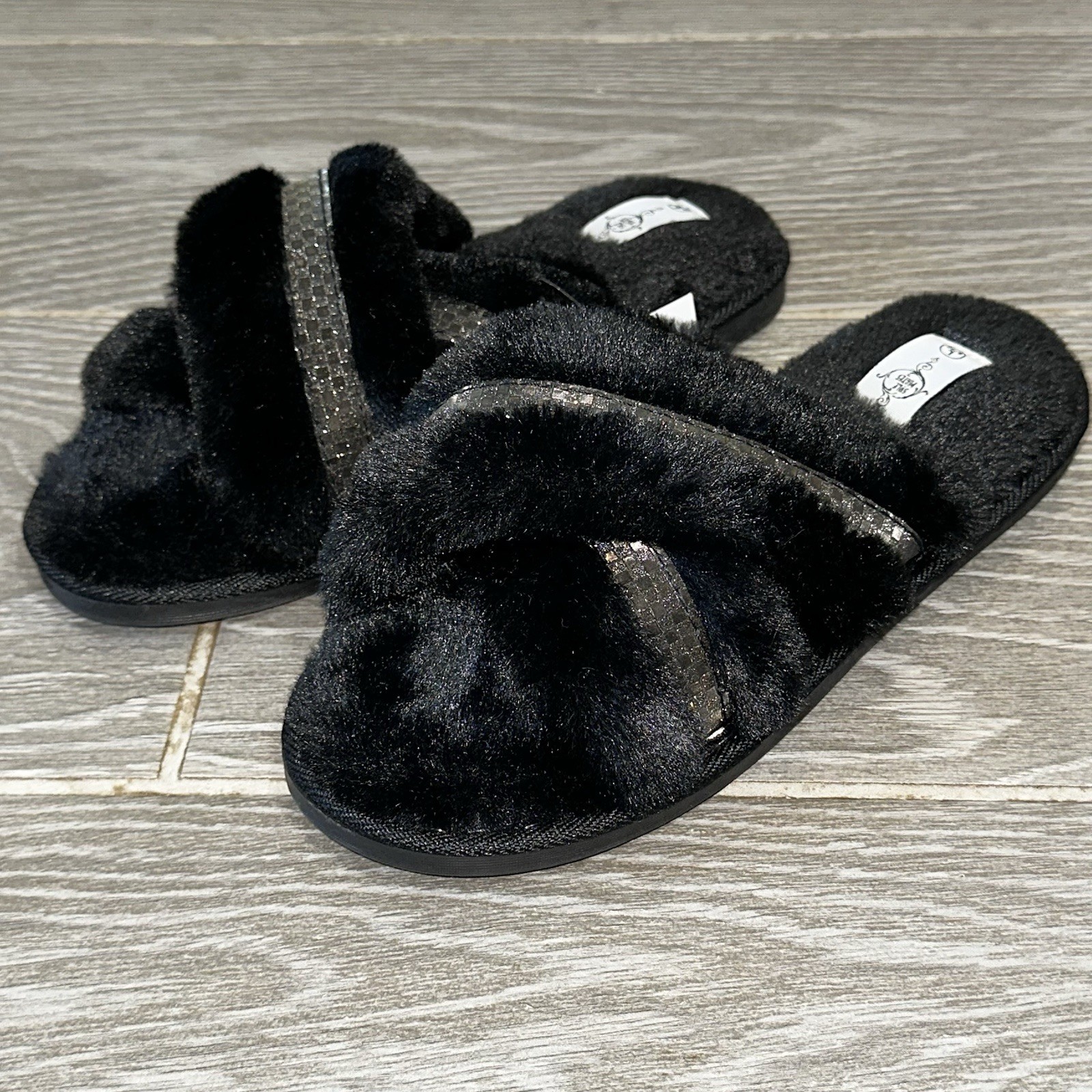 Sole Mates Women’s Fuzzy Cross Band Slippers Black Plush Indoor House Shoes