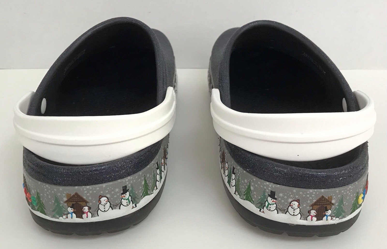 Crocs Classic Black Glitter Snowman Print Unisex Size 9 M / 11 W