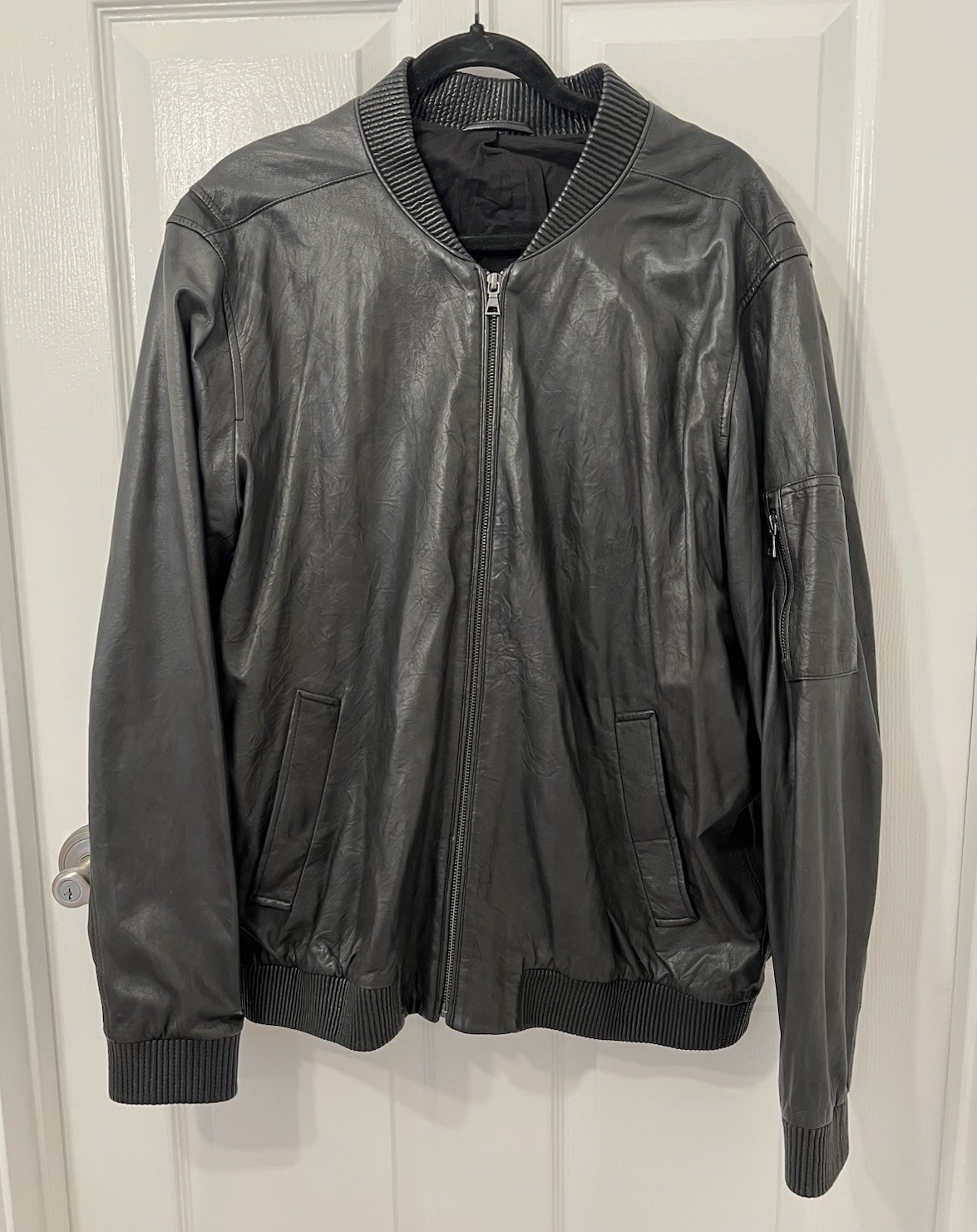 Vince Men’s 100% Lambskin Leather Bomber Jacket Black Full Zip Pockets XL