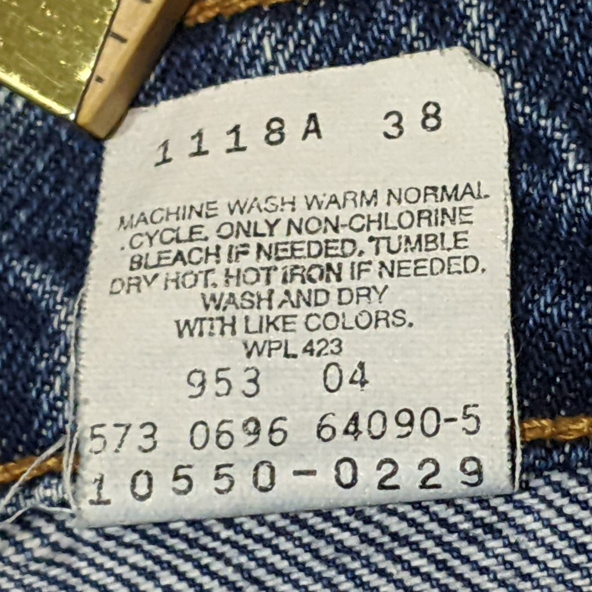Vintage 90s Levi’s 550 High Waist Mom Jeans 11 (28×30) Relaxed Grunge Denim 1996