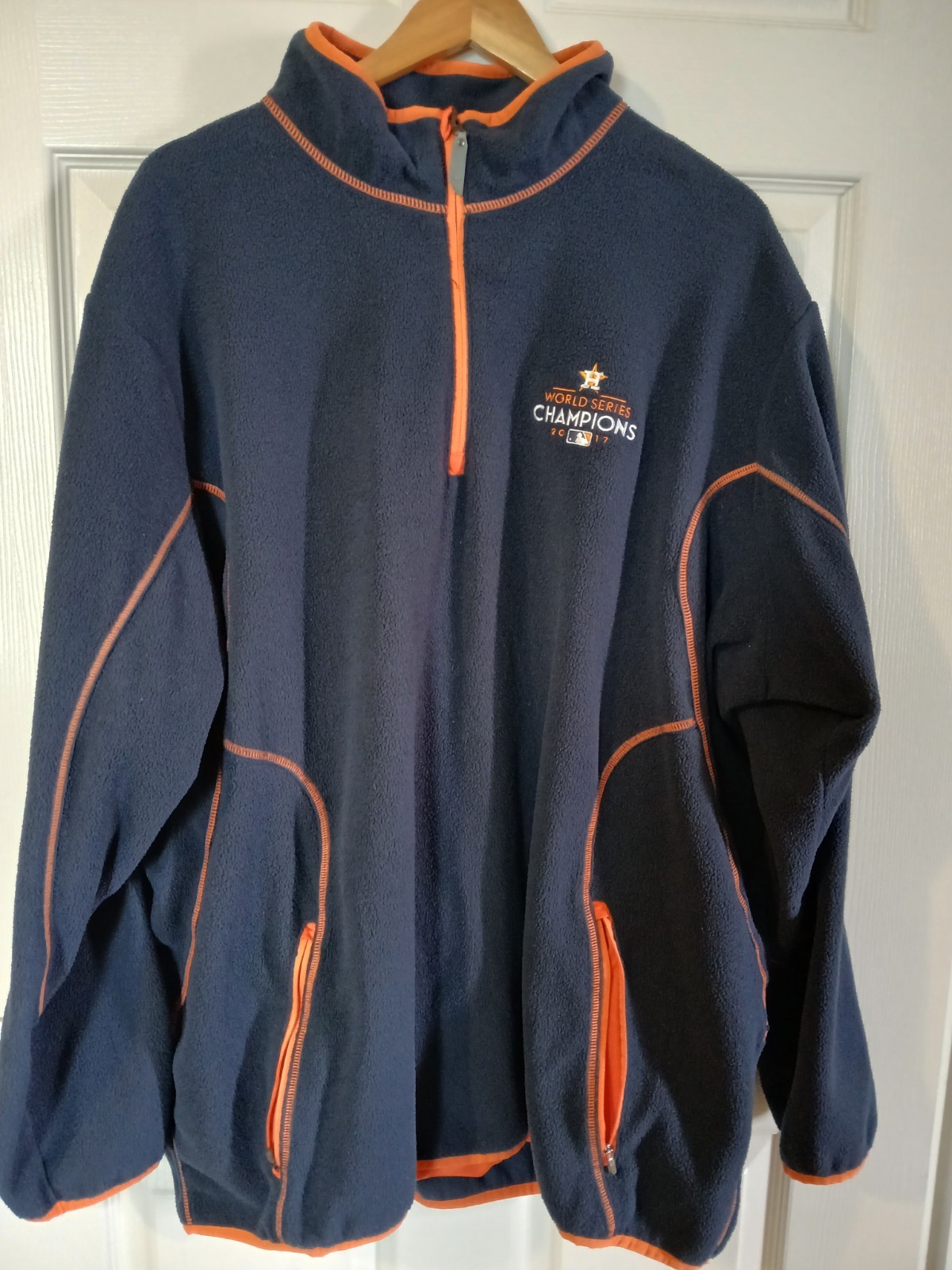 Men’s Houston Astros World Series Champions Fleece 1/4 Zip Pullover L Blue