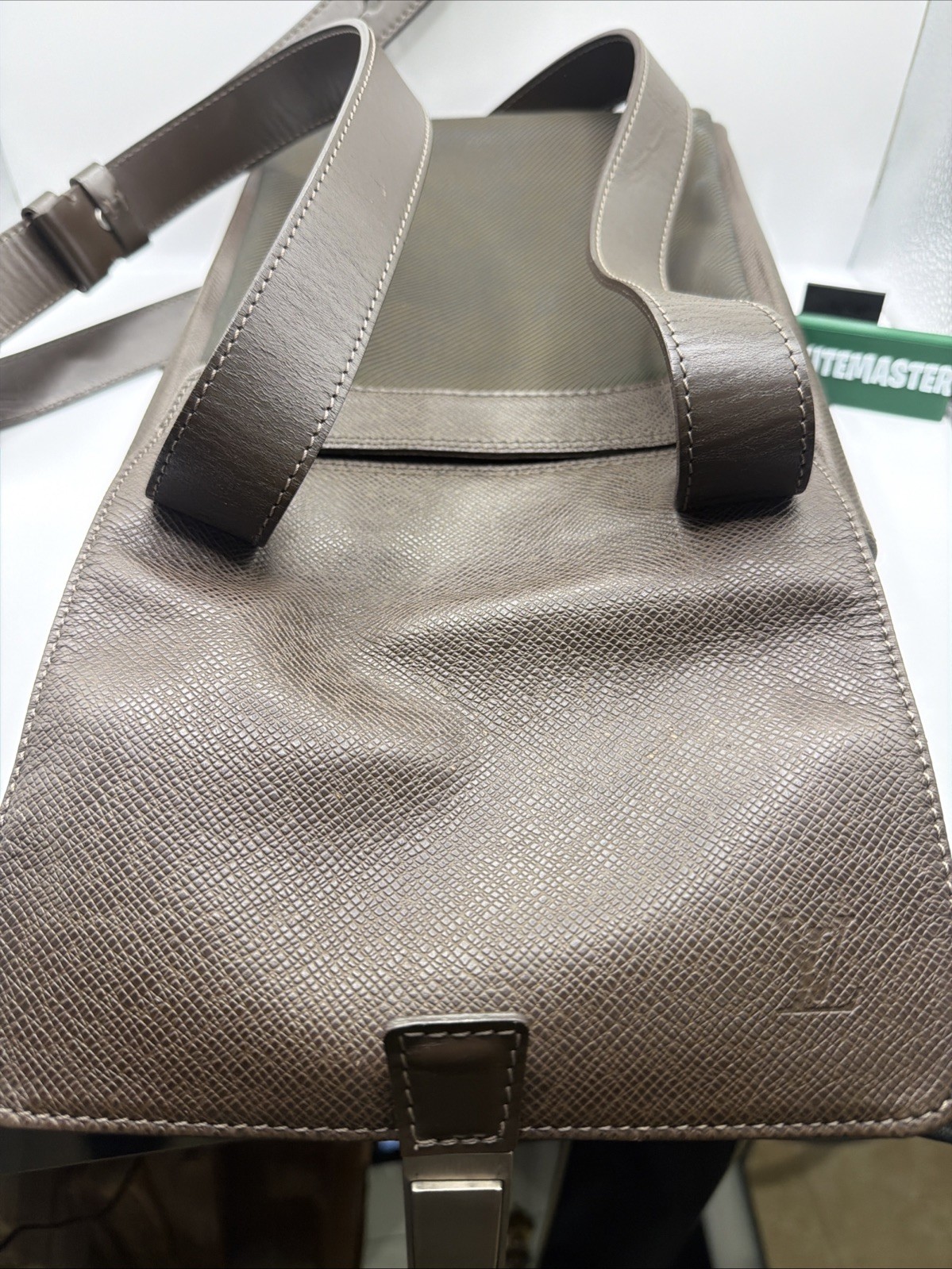 Louis Vuitton Men’s Bag – Satchel – Adjustable Strap – Vintage 8.5×11 Inches