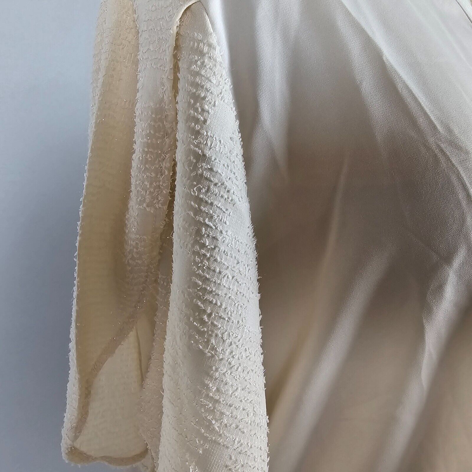 Bloomchic Blouse Womens 1X Ivory Anit-Wrinkle Patchwork Petal Sleeve Notched NWT