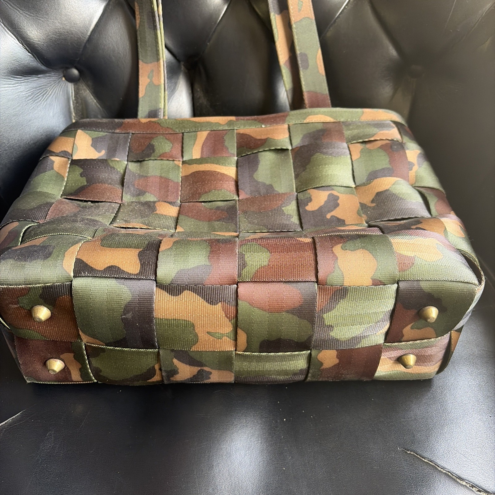 Harvey’s Seatbelt Bag Purse Camouflage Camo Design Tote Shoulder – Large