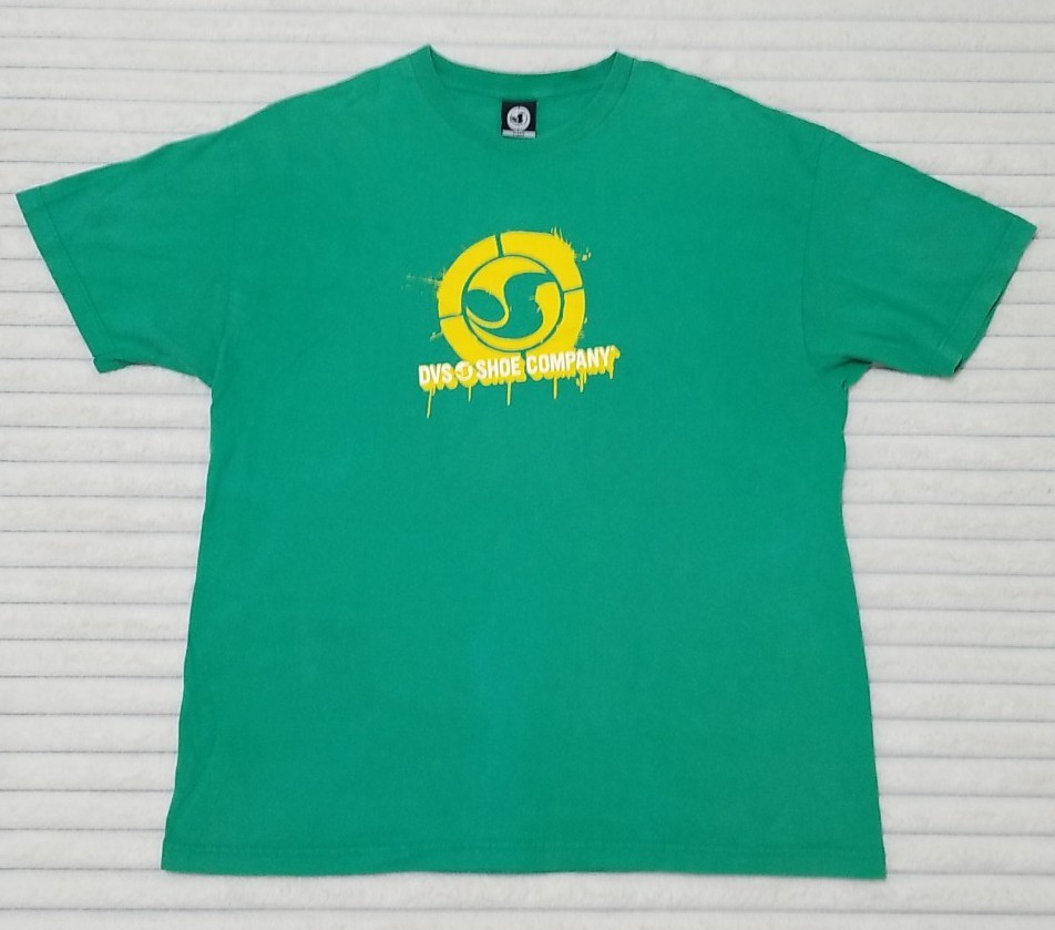 Vintage DVS Shoe Company XL T-shirt 90s Y2K Skateboarding Surf Snowboarding BMX