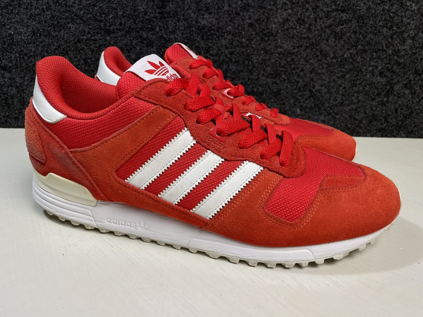 Adidas Men Size 11 ZX 700 Running Shoes ‘Red’ Leather Low Top Sneakers BB1214