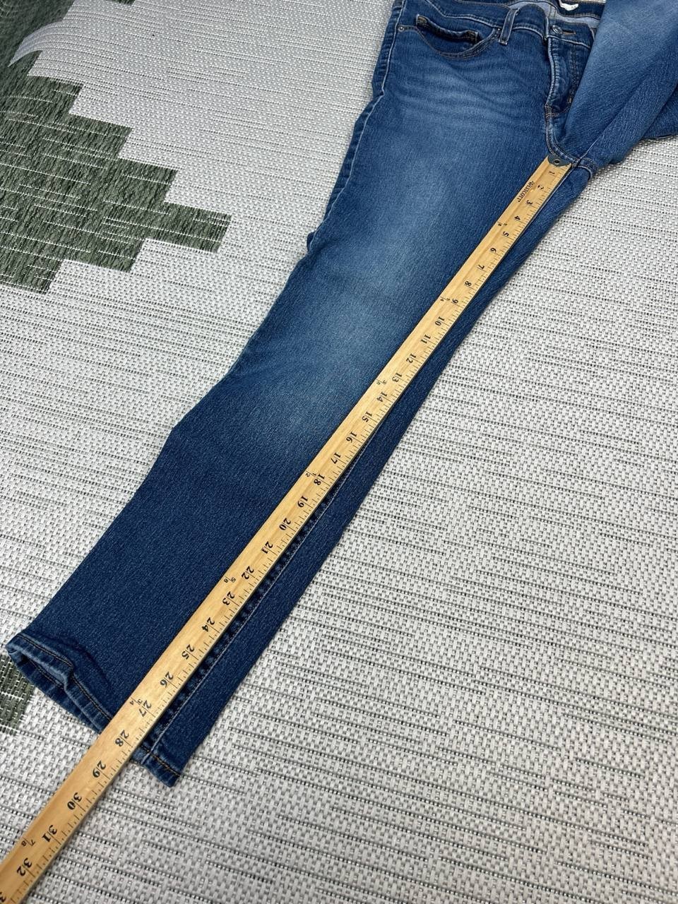 Levis 314 Shaping Straight Jeans Womens 31 Blue Whiskering Denim Cotton 31×28