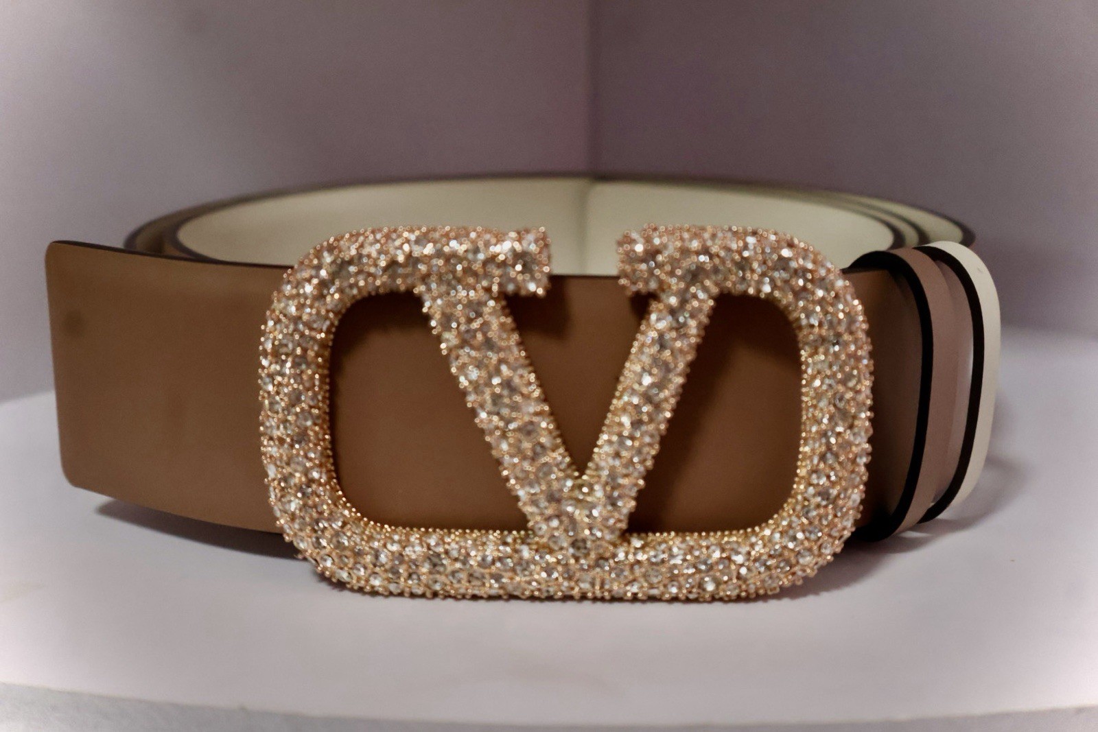 Valentino Brown/White Women’s Fashion Belt Rhinestone V Logo Buckle One Size