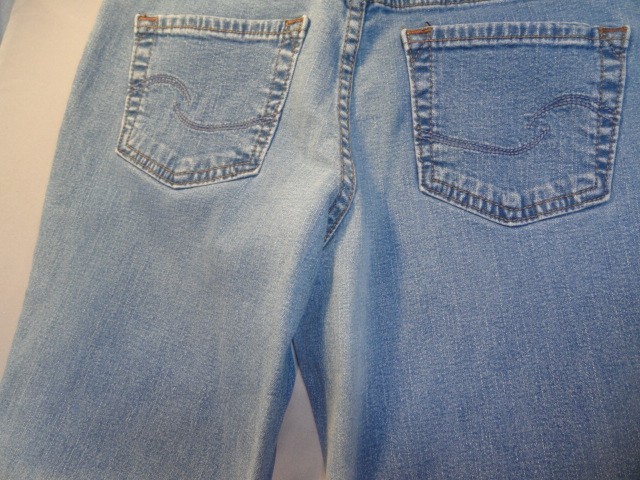 EUC SIGNATURE by LEVI STRAUSS & CO. COTTON BLEND DENIM BLUE JEANS PANTS 6 MED