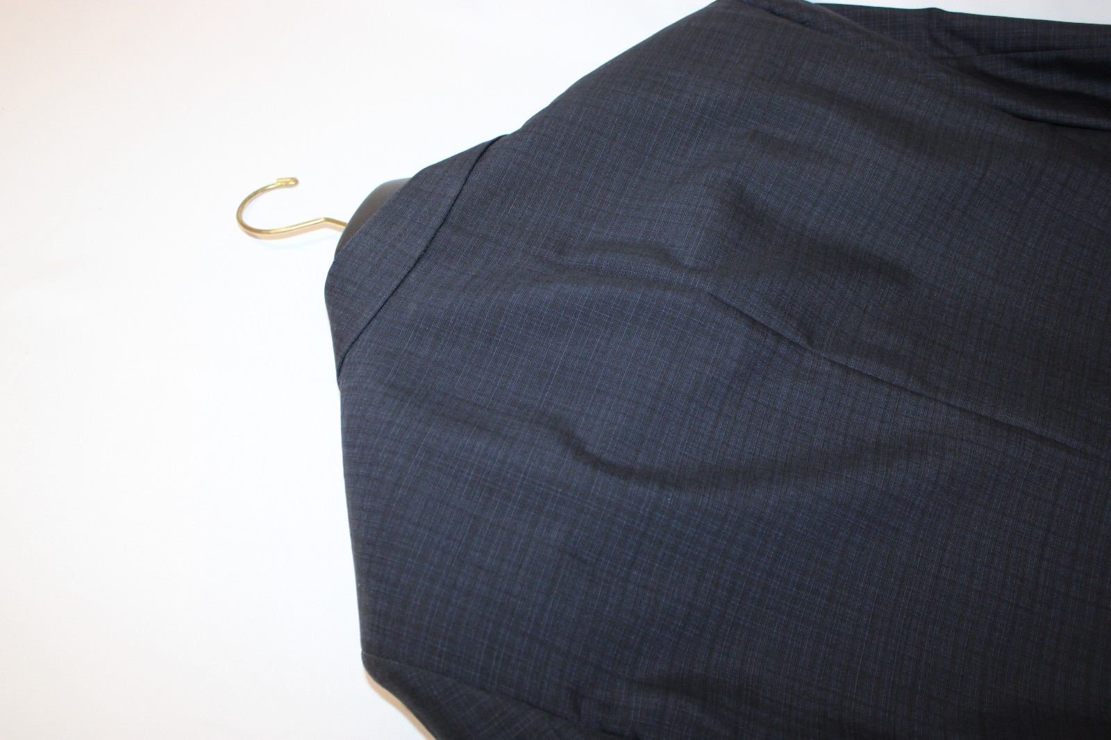 Corneliani Collection Virgin Wool Black Navy Plaid 2-Button Suit Size 42R $2995