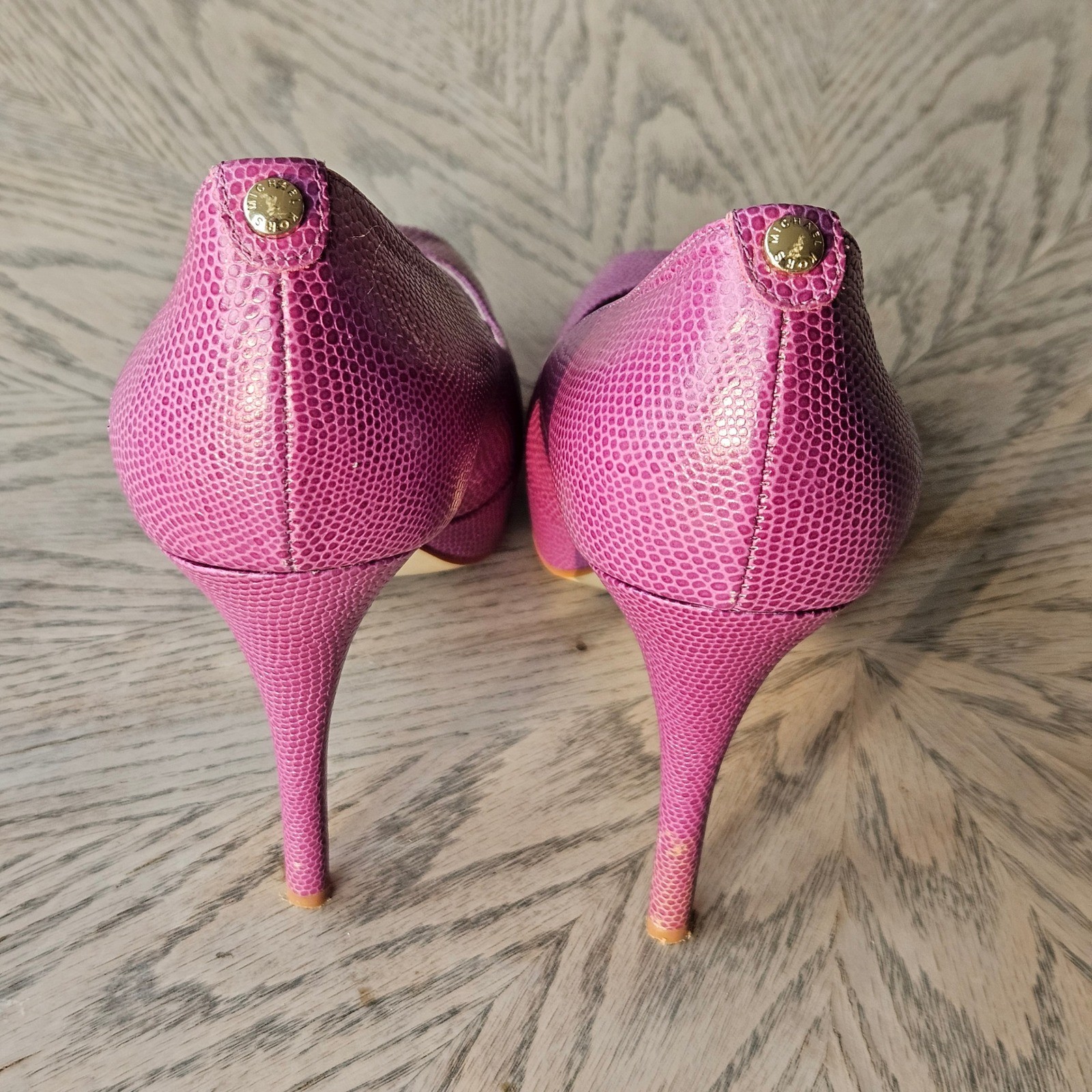 Michael Kors Peep Toe Platform Pumps Womens 8M Purple Lizard Embossed Heels