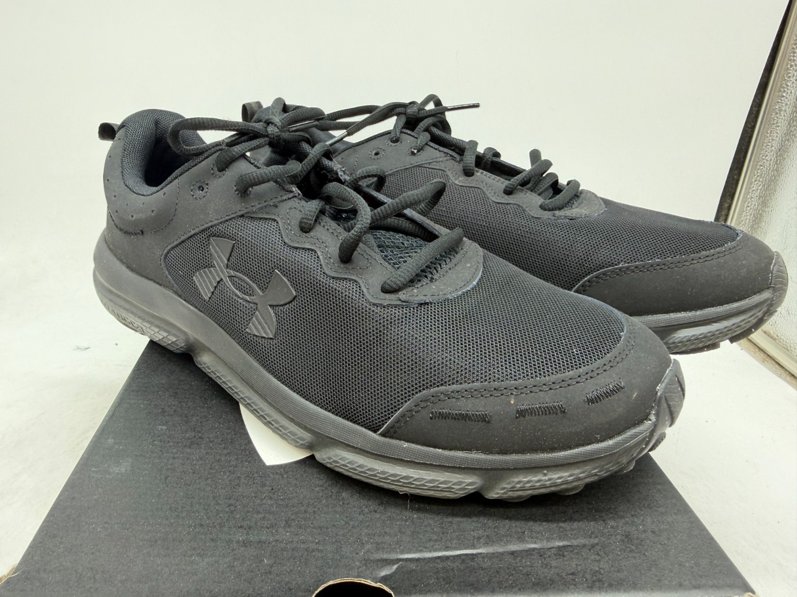 Under Armour Charged Assert 10 Athletic Shoes Men’s Black Lace Up Low Top – 12
