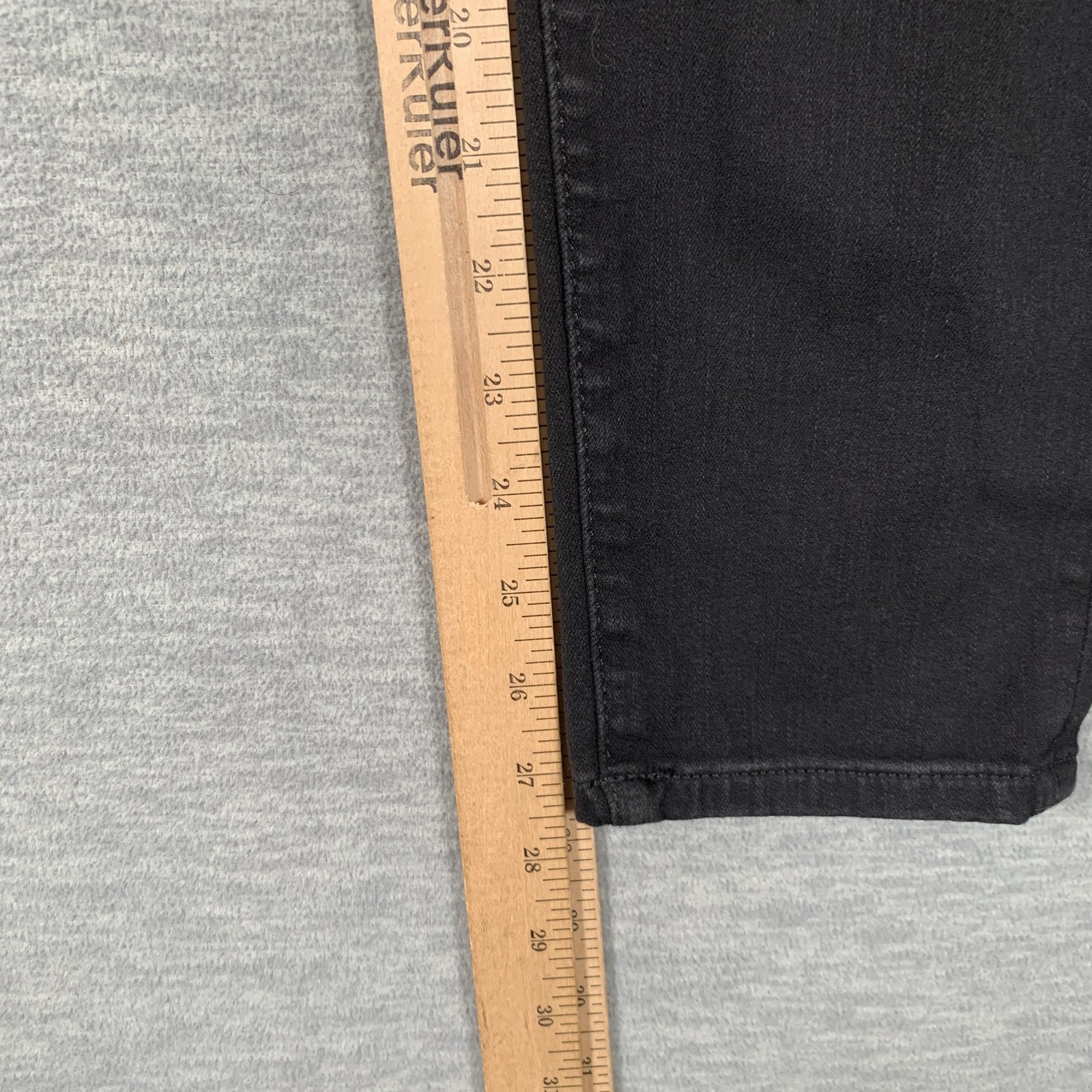 American Eagle Outfitters Jegging Jeans Womens 16 Black Super Hi-Rise Dream Jean