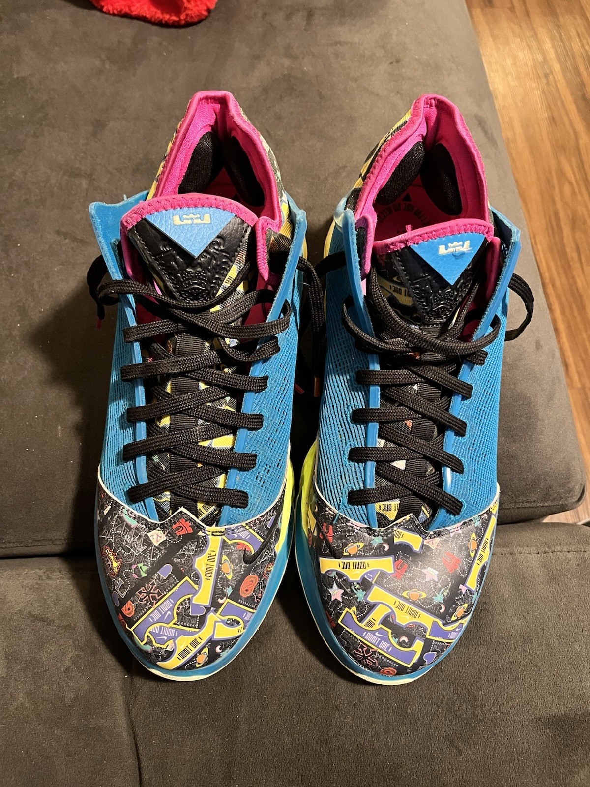 Nike LeBron 19 EP Mesh Sneaker Blue Black Yellow Pink Graphic Colorful