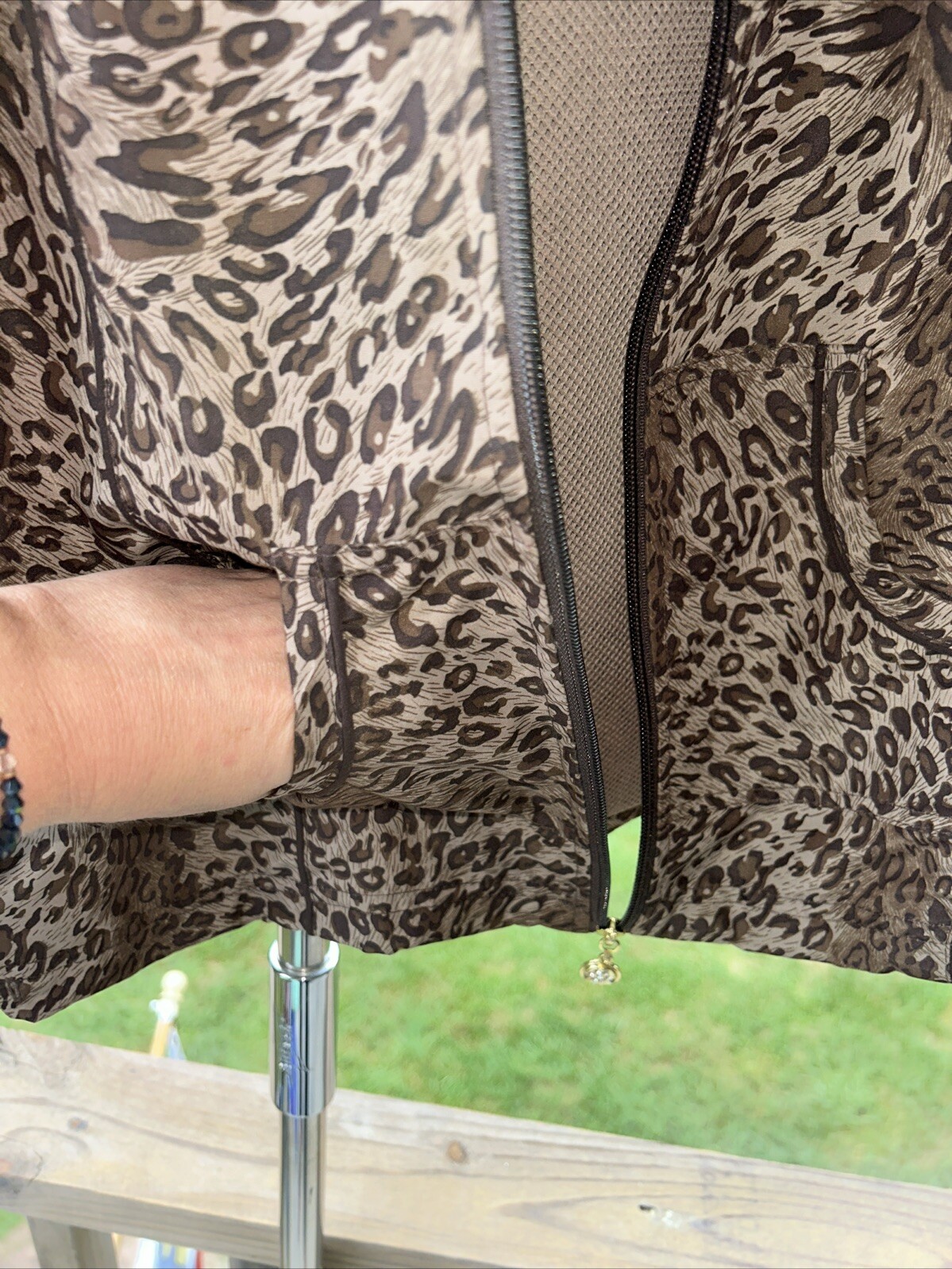 Women Active Leopard Jacket Petite Lg Animal Print Front Zip Pocket ac-tiv-ology
