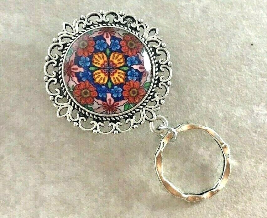 Flower Folk Art Magnetic Badge Eyeglass Holder, Magnetic Pin Brooch