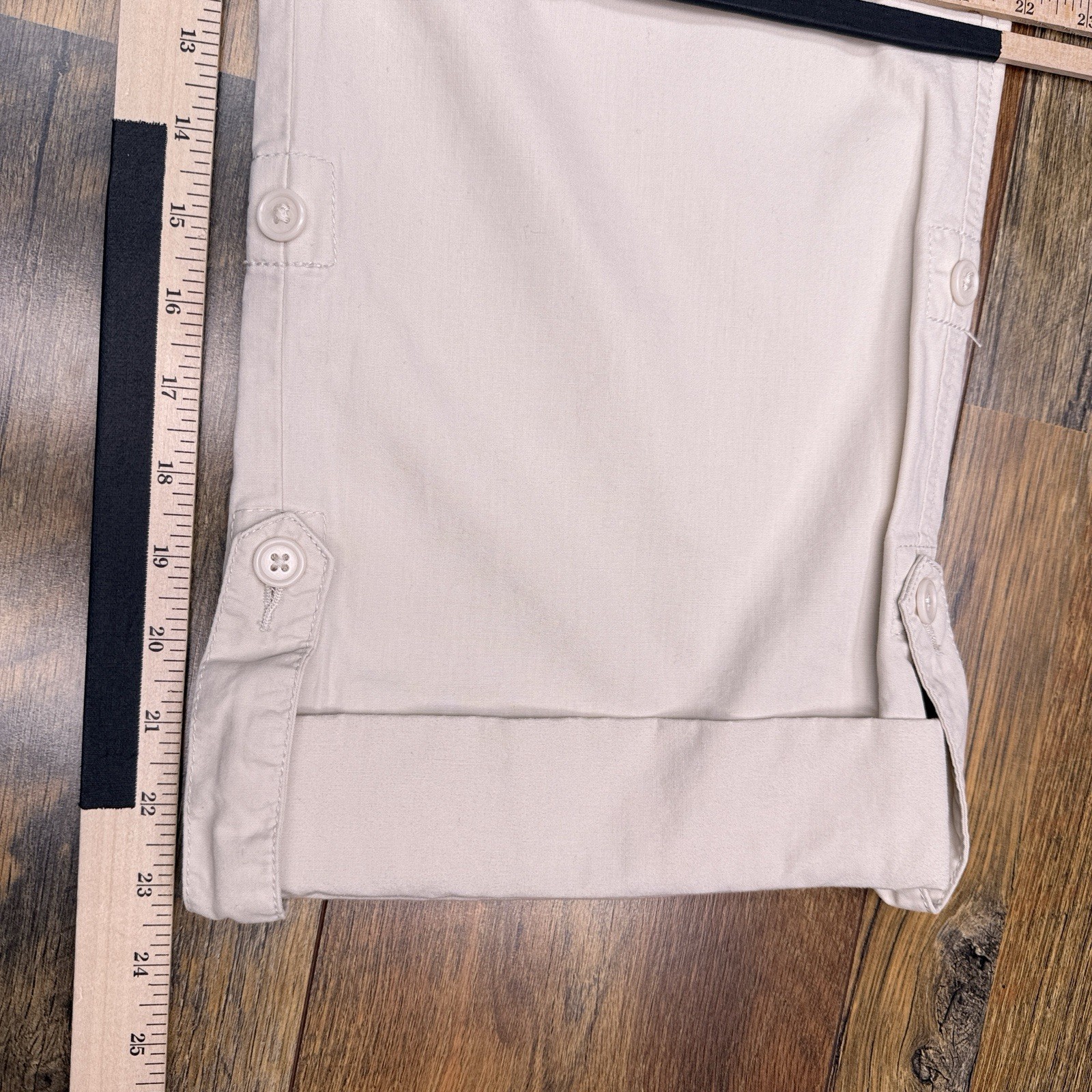 Old Navy Capri Pants Womens 10 Beige Just Below Waist Roll Tab 2006 New