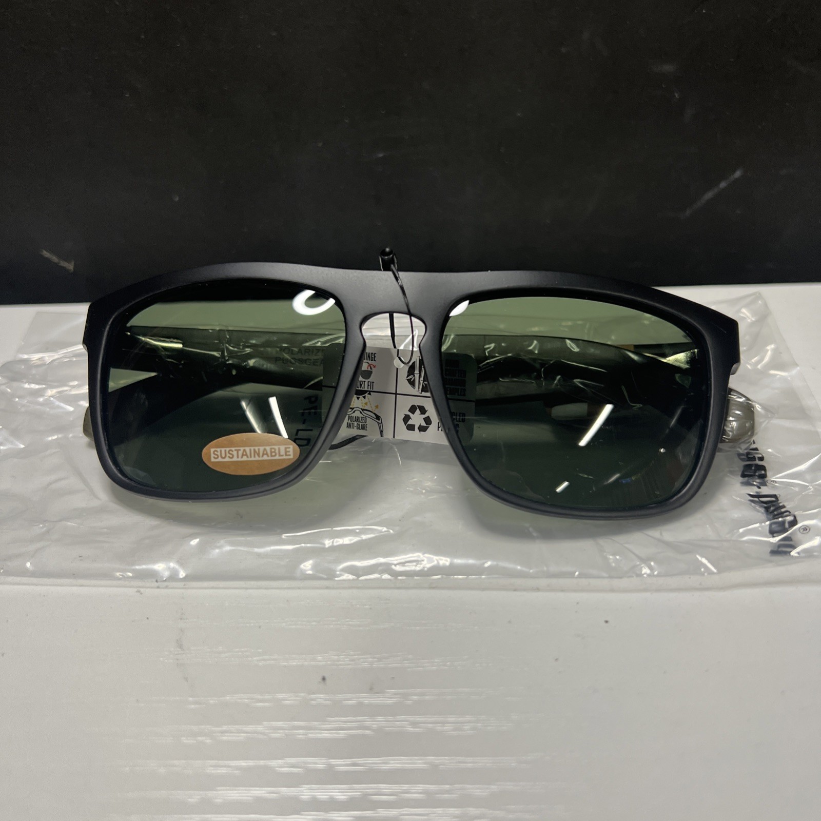 Pugs Premium PR1 Sunglasses with Blk/Brown Frame & Black Lenses New UV400