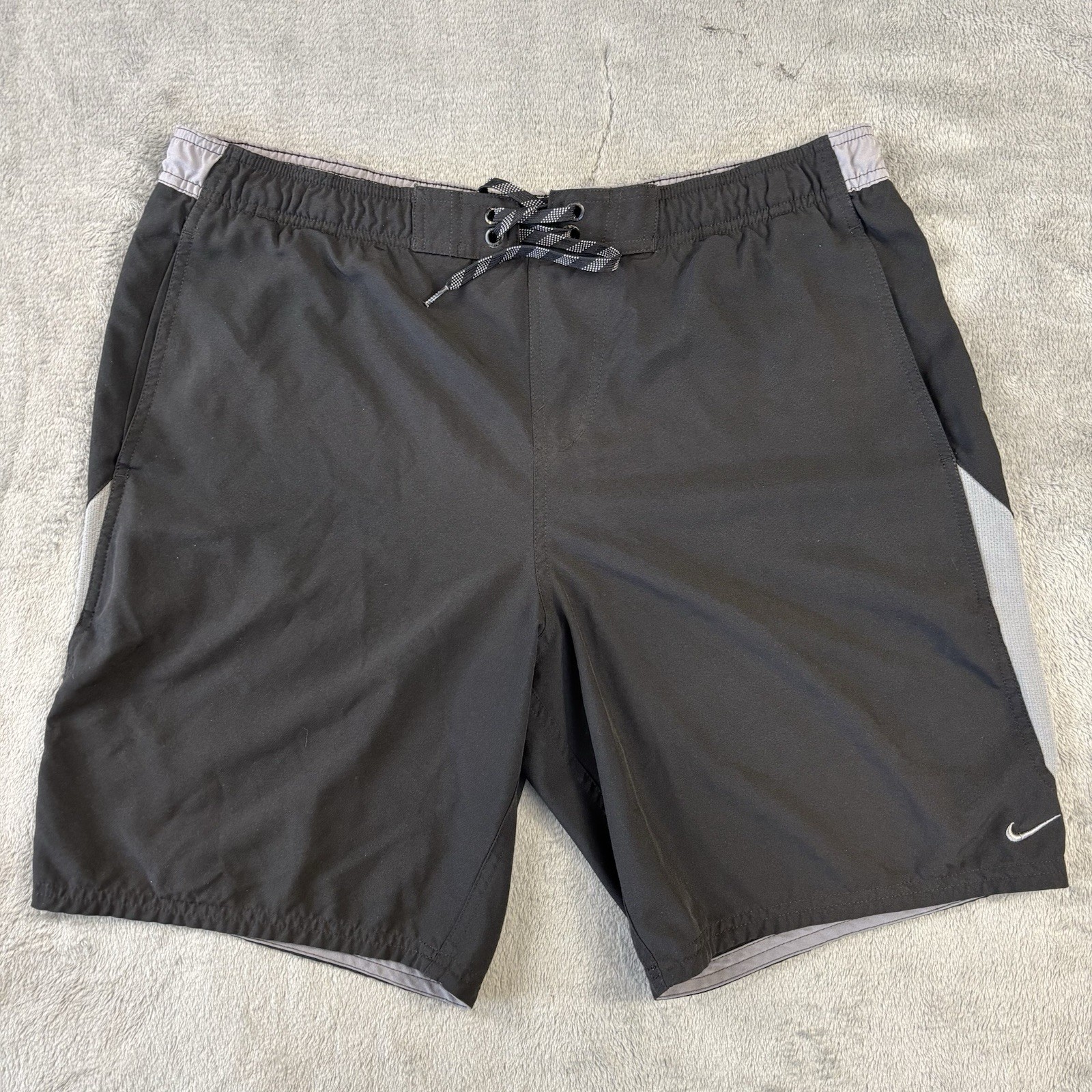 Nike Short Mens L Black Gray Core Contend 9 Volley Swim Trunks Beach Pool Summer