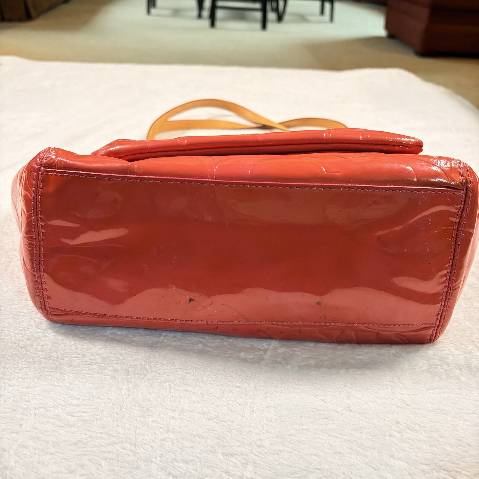 COACH LEAH SIGNATURE C EMBOSSED PATENT LEATHER Y2K TOTE HANDBAG F14663 Retro