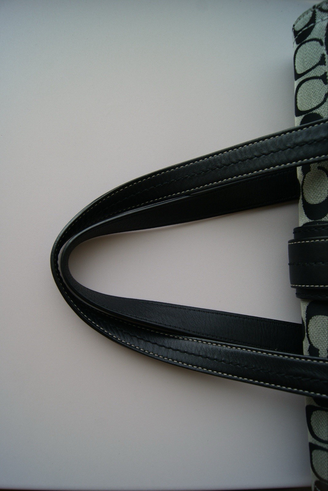 Vintage Coach Soho Flap Shoulder Bag Signature Canvas Black Gray Buckle F12644