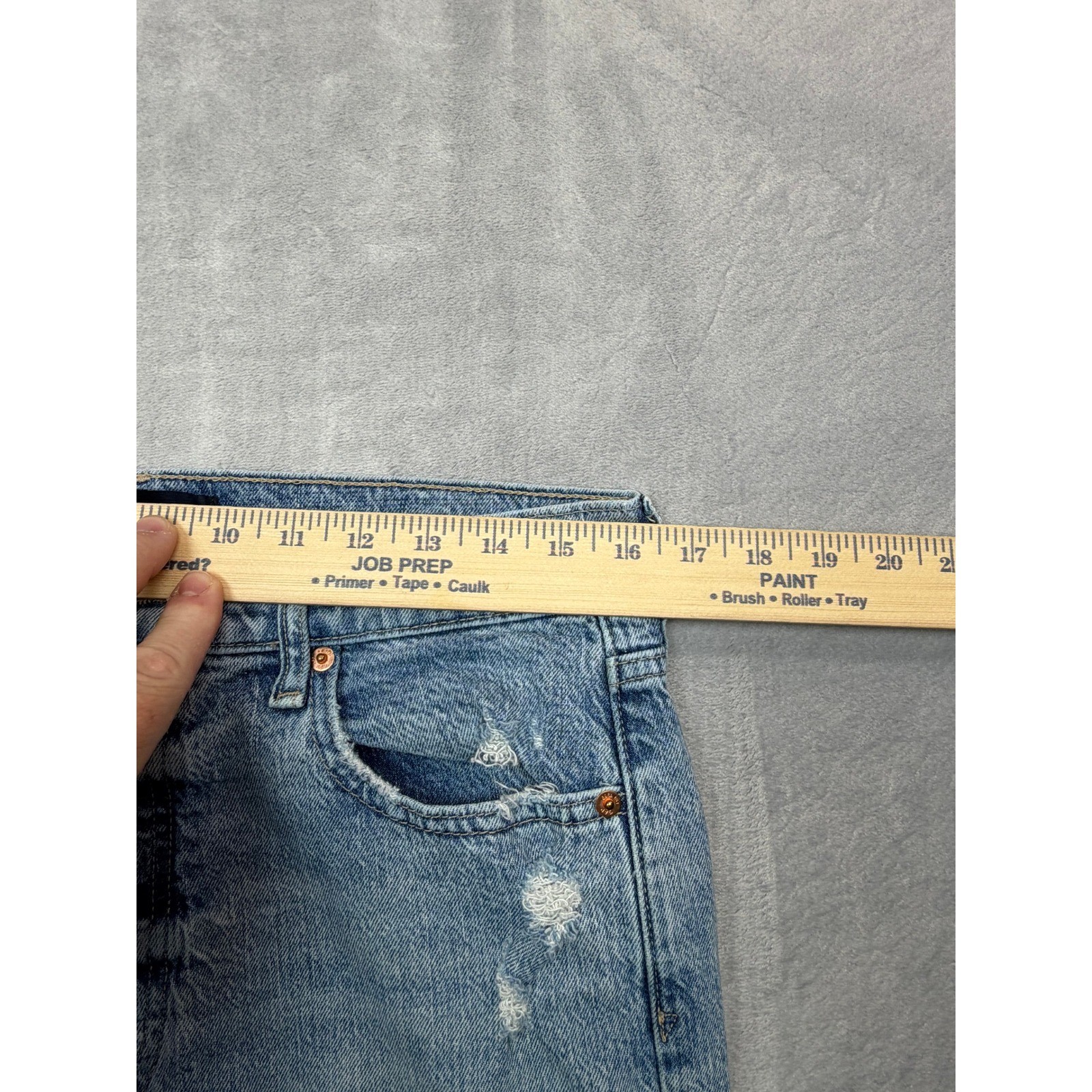 Gap Sky High Straight Jeans Womens 33 Light Blue Distressed Raw Hem 0626-0505