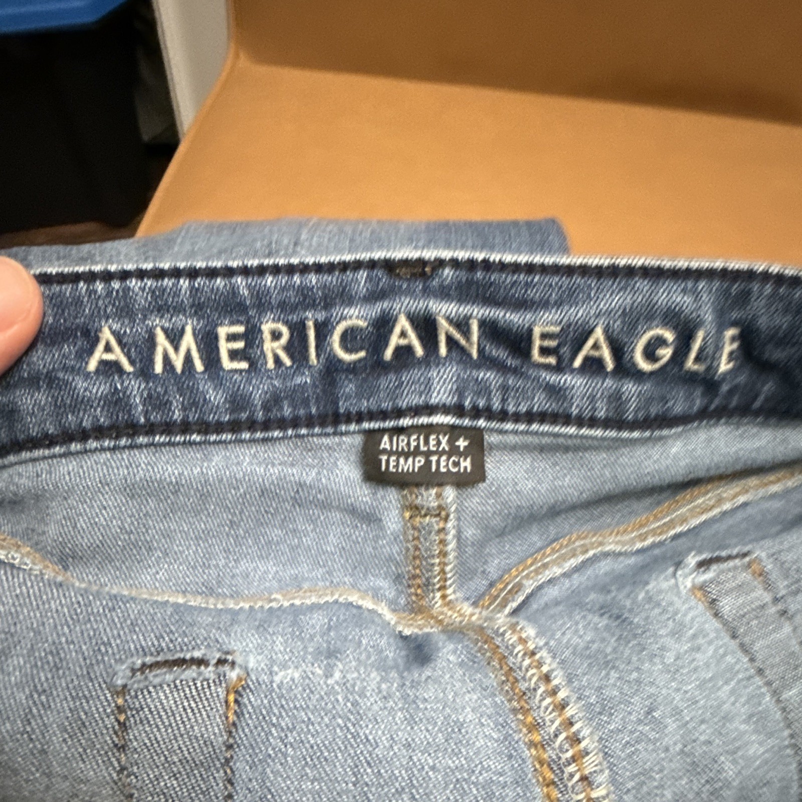 American Eagle AirFlex+ Men’s Straight Blue Light Wash Stretch 5-Pocket