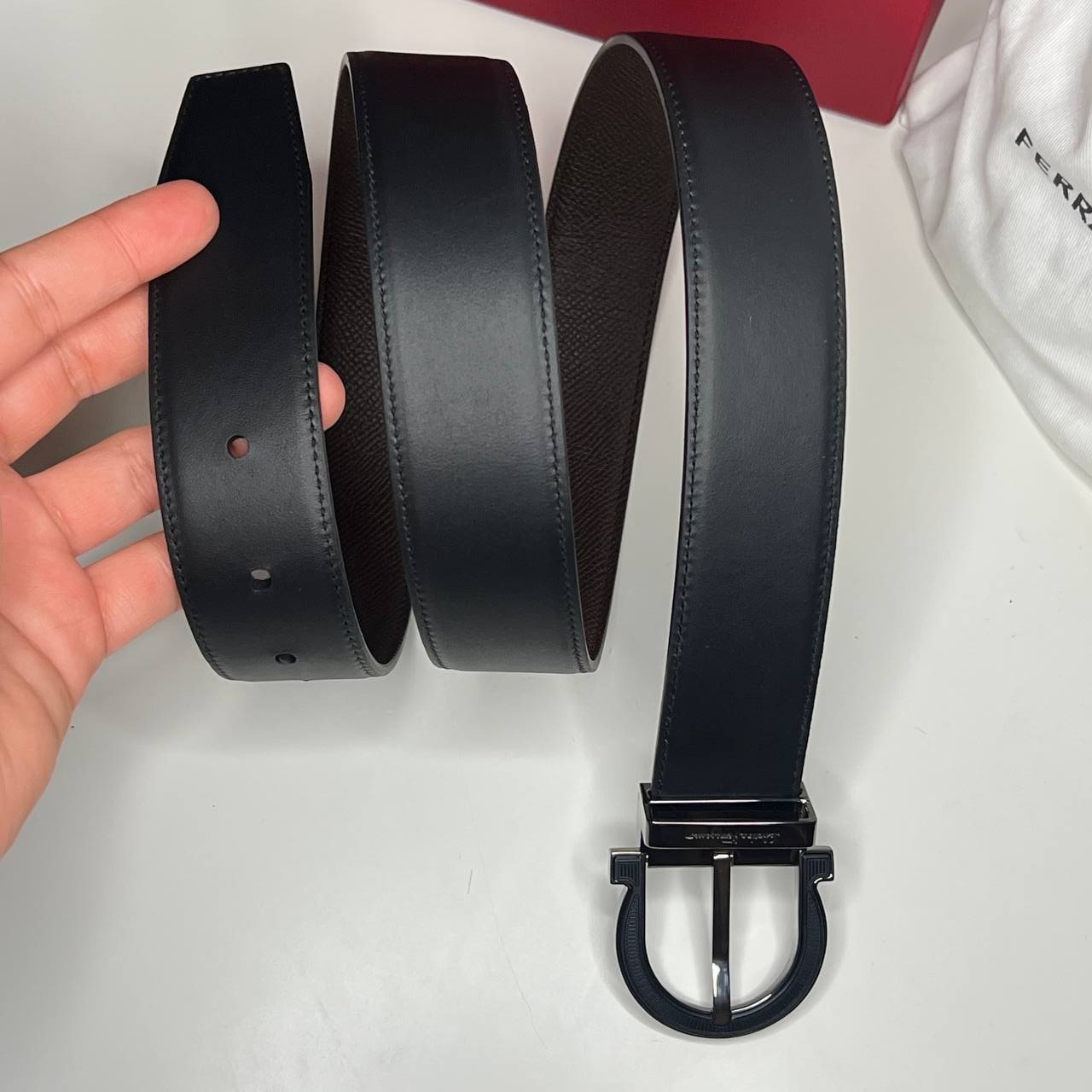 Authentic Men’s SALVATORE FERRAGAMO Leather Belt Black & Brown Reversible