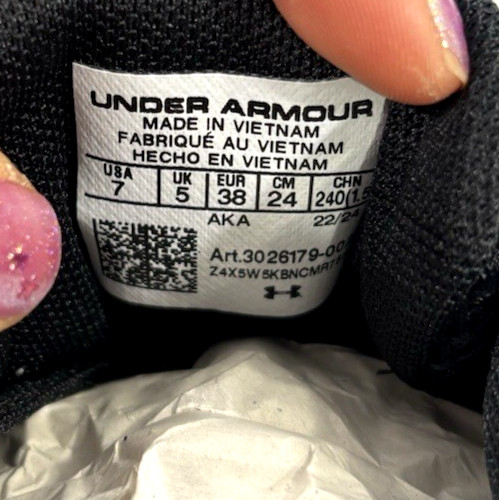 NIB 7 D UNDER ARMOUR WOMENS UA CHARGED ASSERT 10 RUNNING SHOES 3026179 BLACK