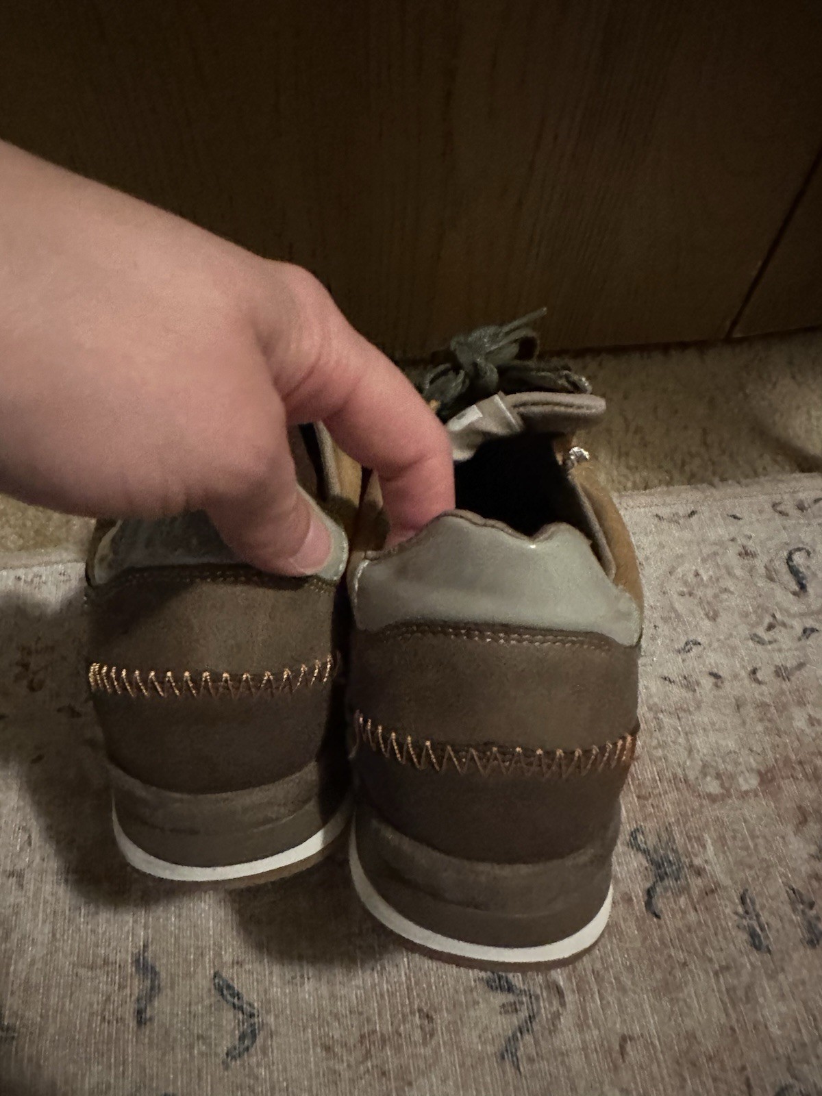 Refresh – Women’s Shoes Size 8.5 – Leather Mesh Upper -NWOT