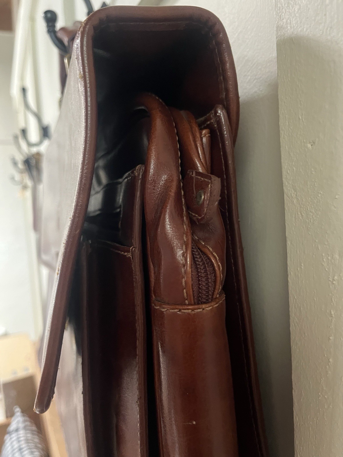 Vintage Rina Rich Brown Briefcase/Document Bag Men’s Push Lock Top Handle Zip