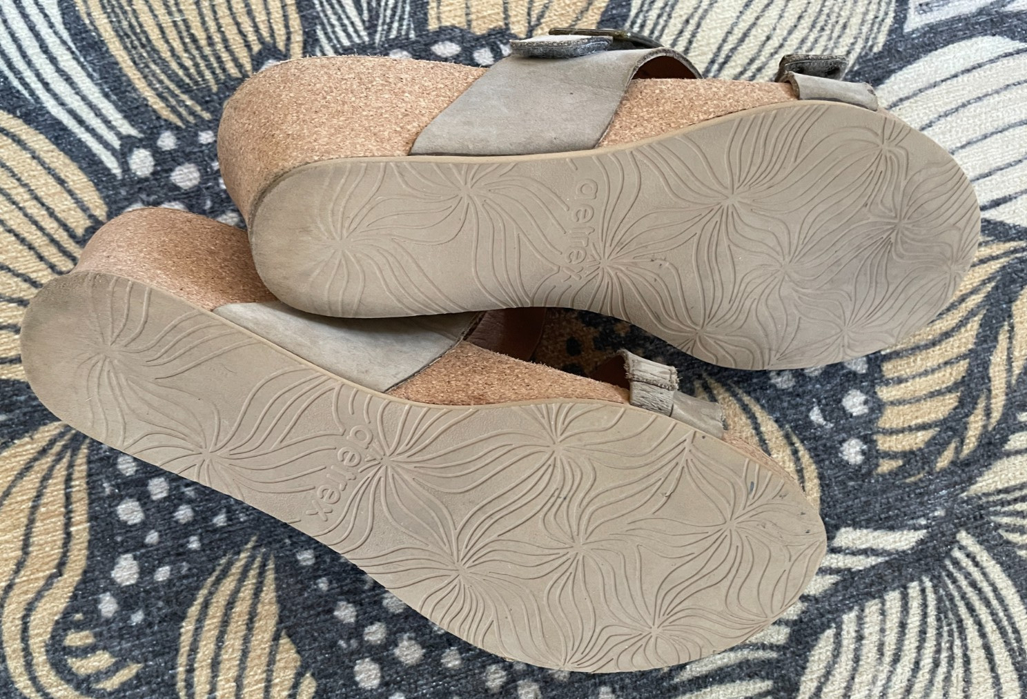 Aetrex Kimmy Women’s Sandals Size 9 9.5 Orthotic Wedge Comfort Support Heels