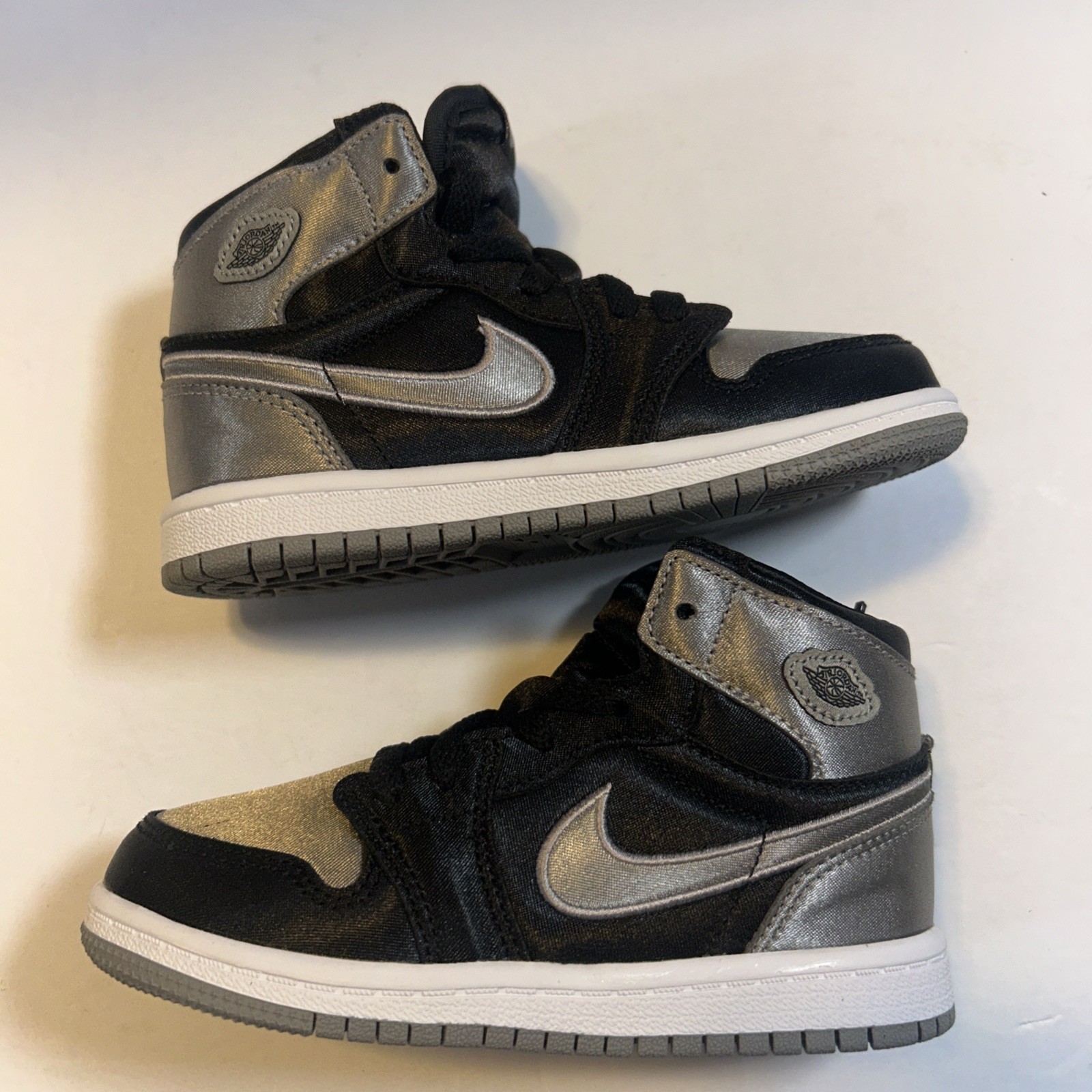 Jordan 1 Retro High OG (TD) Size 9c Brand New With Box