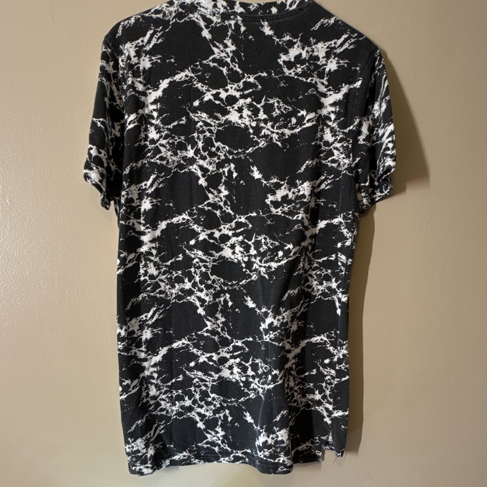 NOVA Men’s Black White Marble Print Crew Neck Short Sleeve T-Shirt Size S