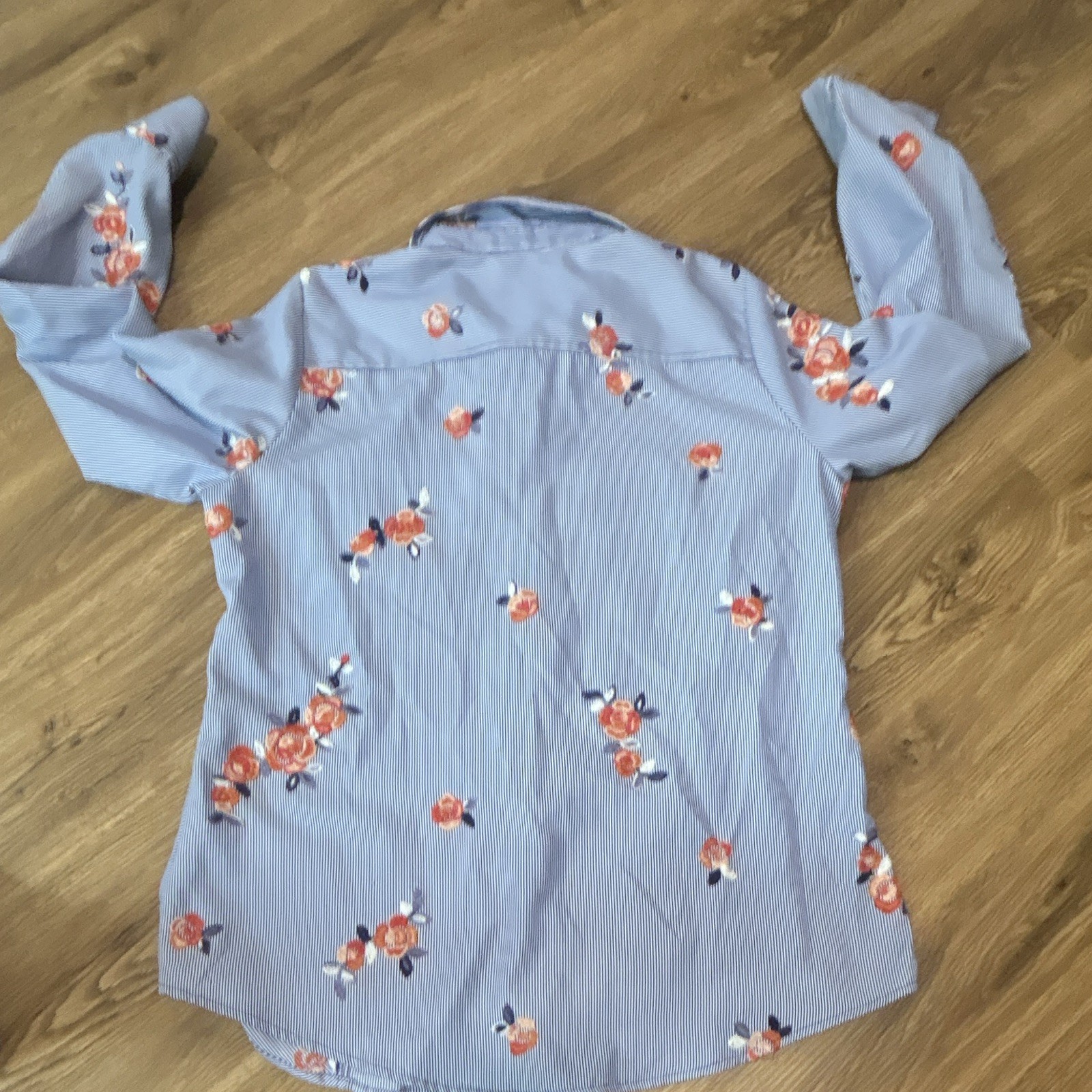Foxcroft Blue White Striped Floral Embroidered Button-Up Collared Shirt 10