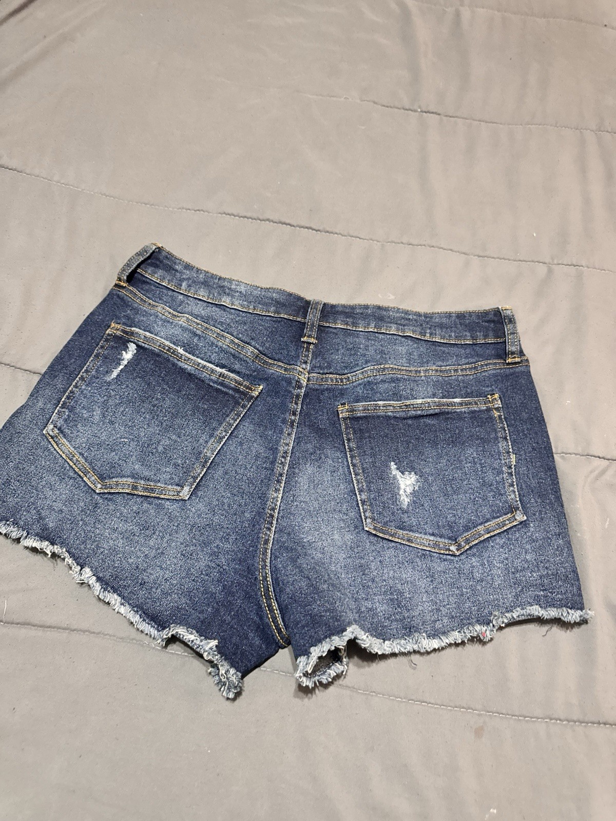 No Boundaries Juniors Mid Rise Distressed Denim Cut Off Shorts Blue Size 13