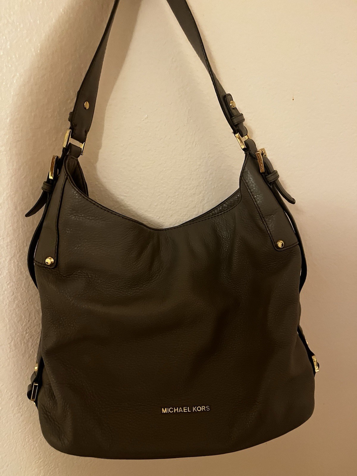 Michael Kors Large Grey Hobo Shoulder Bag, Zip, Gold Hardware, Detachable Strap