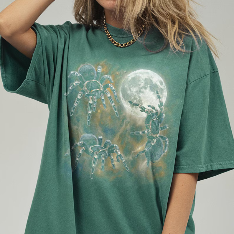 Comfort Tee Three Tarantula Moon Animal Insect Spider Graphic Gift