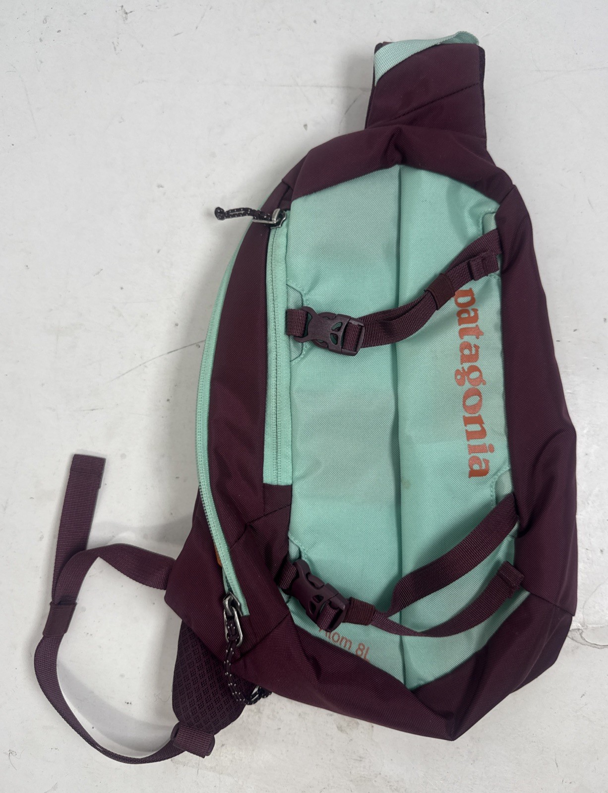 Patagonia Atom Sling Bag 8L in Vjosa Green