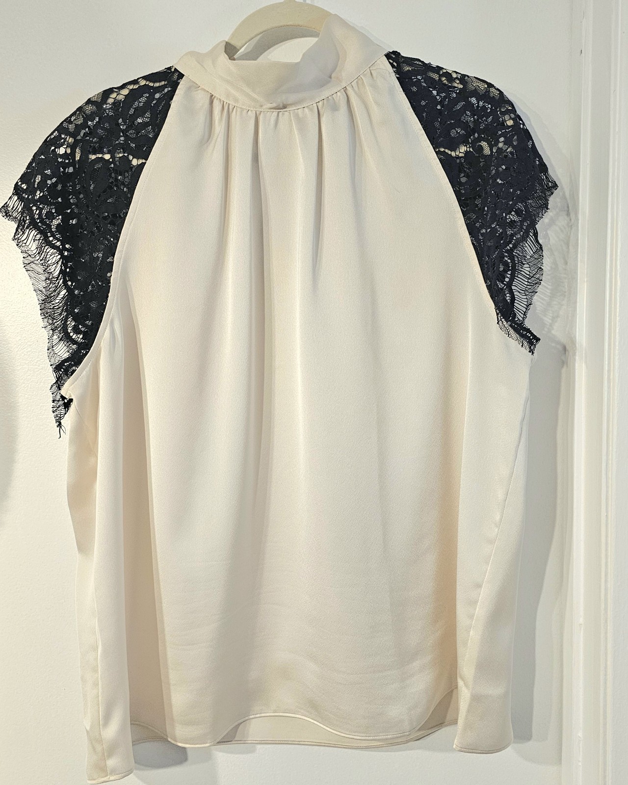 Ann Taylor Factory Cream Blouse with Black Lace Shoulders – Size XL