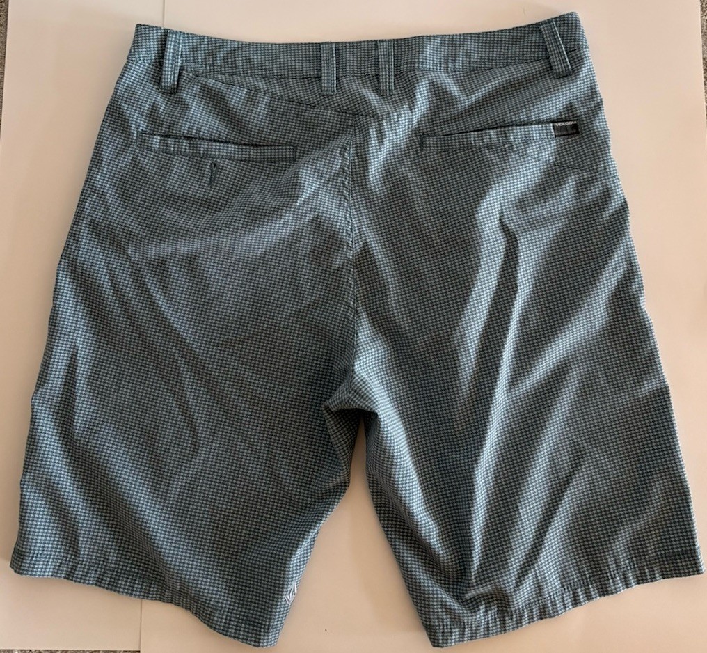 Volcom Shorts Mens 36 Blue Houndstooth Stretch 10″ Inseam Flat Front Casual Go