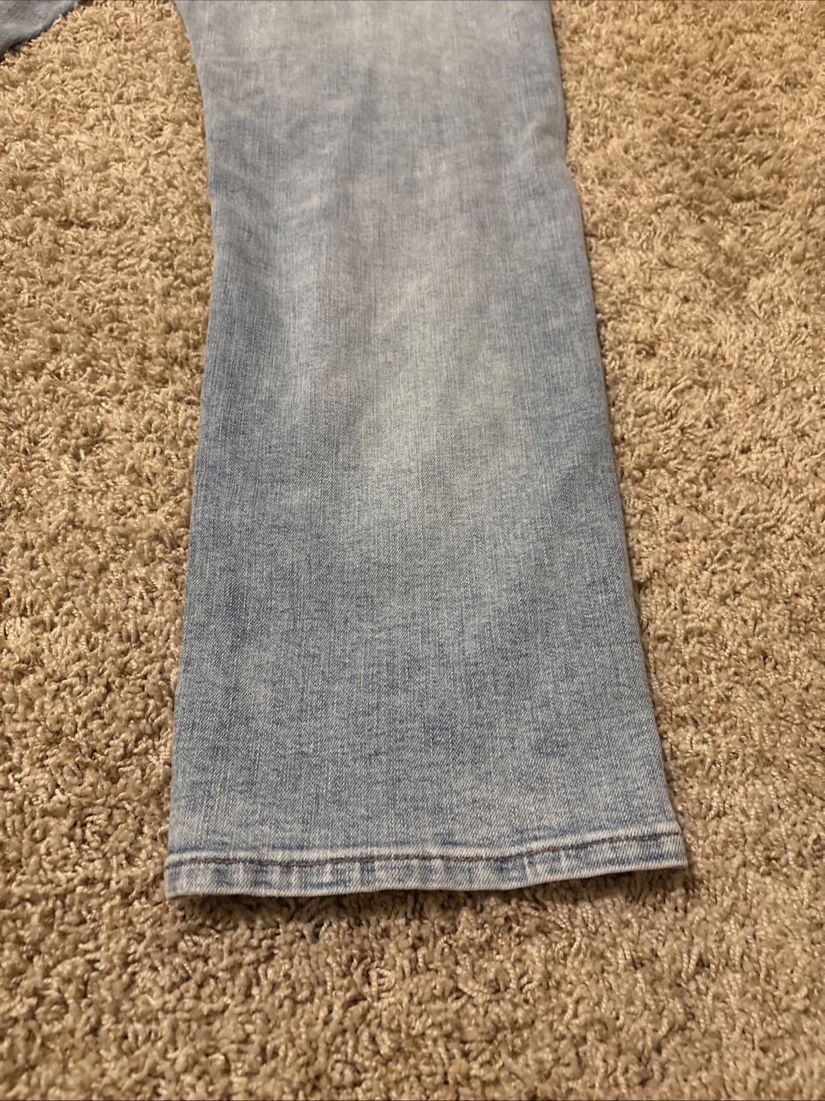 American Eagle – Slim, Straight, Airflex Jeans New With Tags