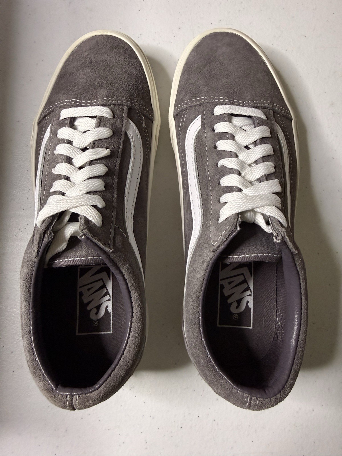VANS Old Skool Gray/White Suede Low Top Lace-Up Water Resistant Sneakers