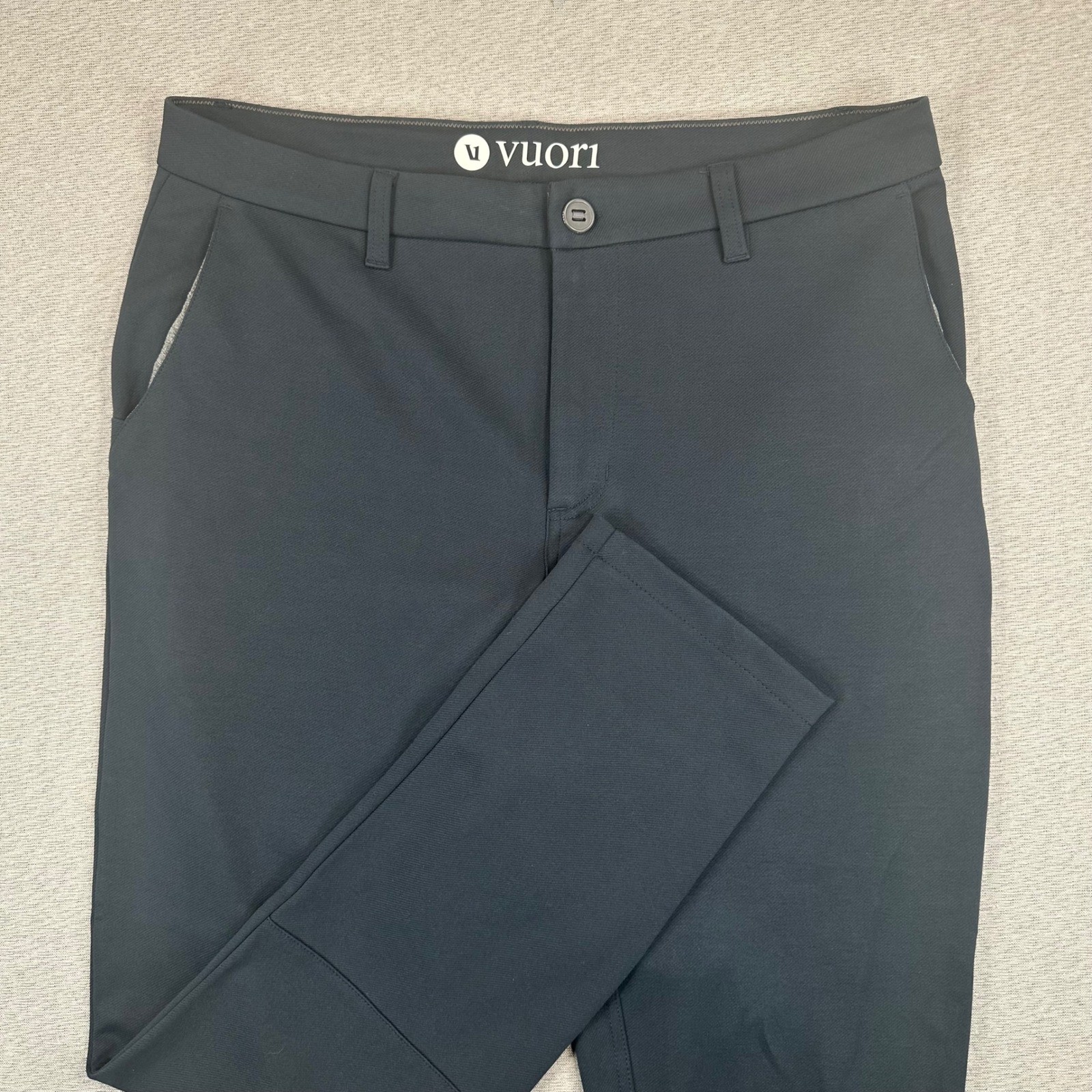 Vuori Meta Pants Mens 32 (Fits 34×30) Navy Straight Leg Tech Stretch Chino V420