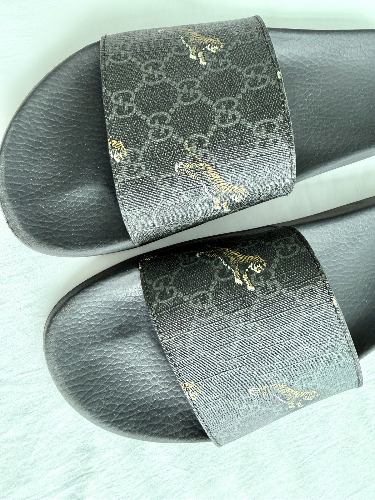 Gucci Supreme Tigers Print Slides GG Tigers Size Gucci 12 US 13 Used in Box