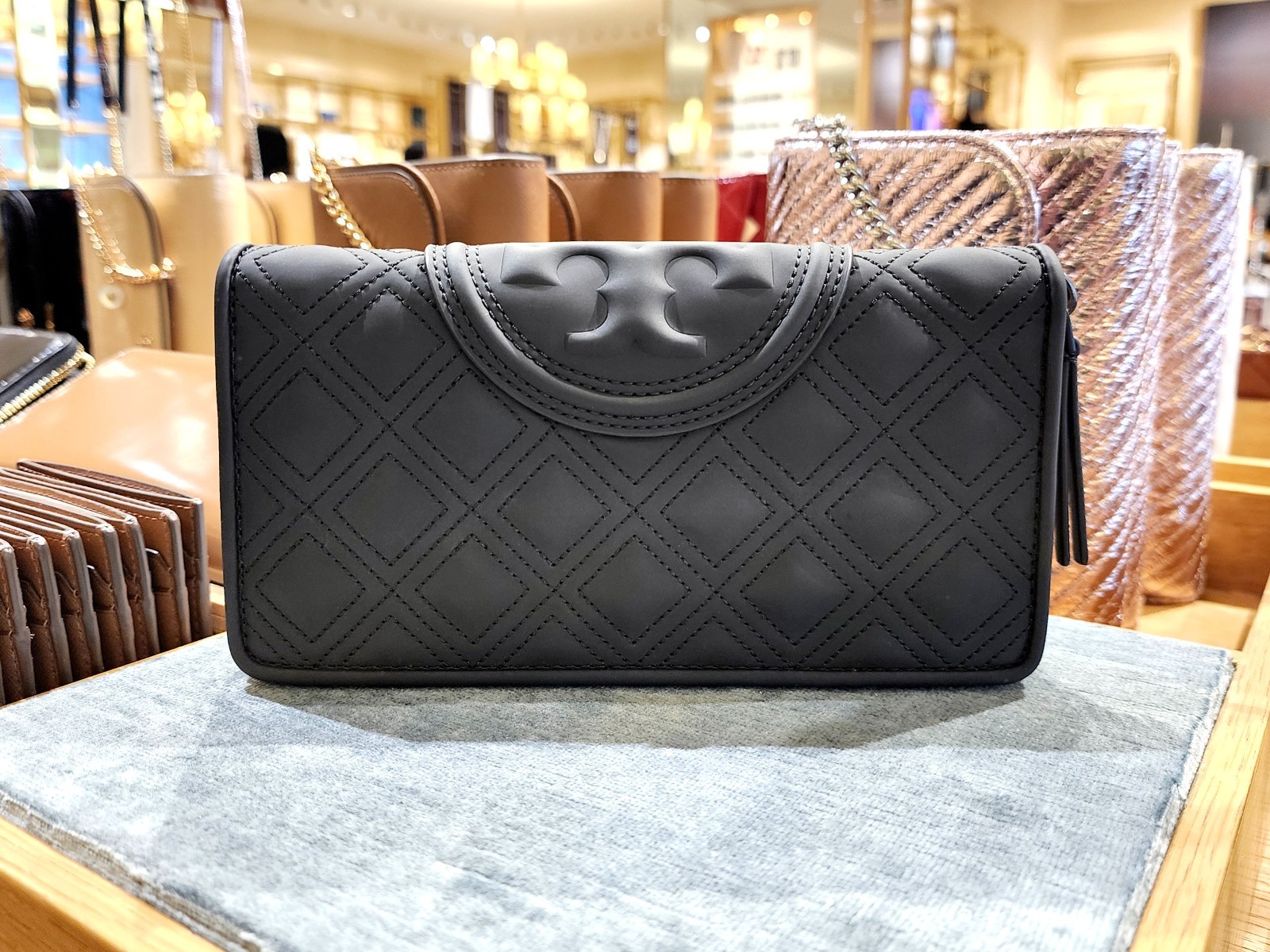New Tory Burch Fleming Matte Black Soft PU Continental Wallet 142826