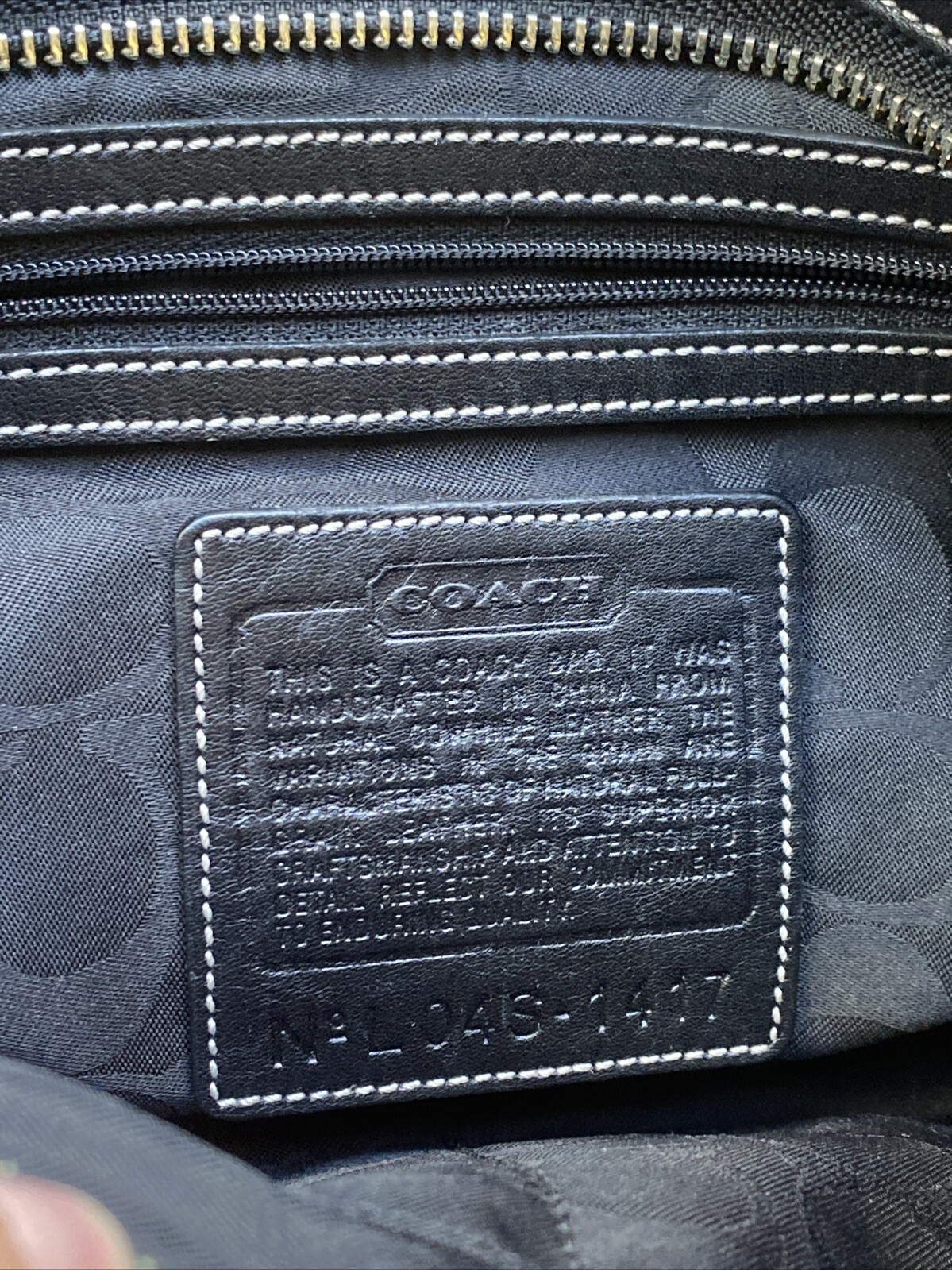 Coach Bag Hobo Black Leather Tassel Charm Vintage Pre-Owned Rectangle 10x7x3″