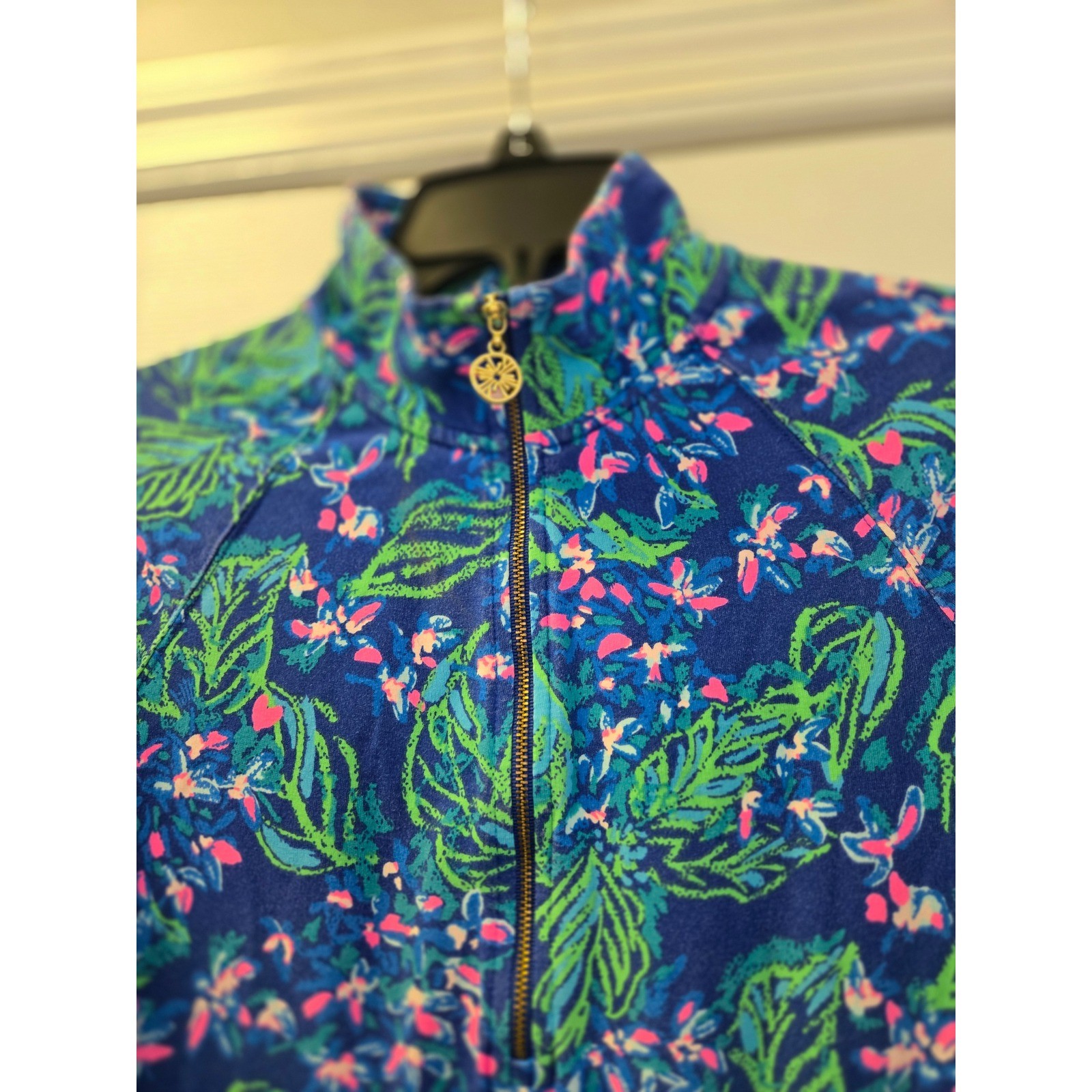 Lilly Pulitzer Blue Tropical Floral Quarter Zip Pullover Thumbholes Small