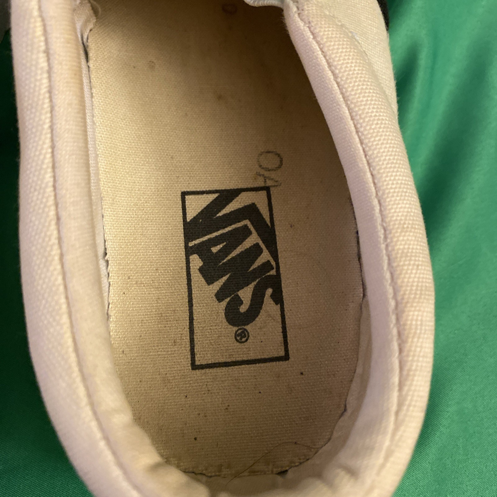 Size 8 – VANS – Asher Checkerboard preowned good condition
