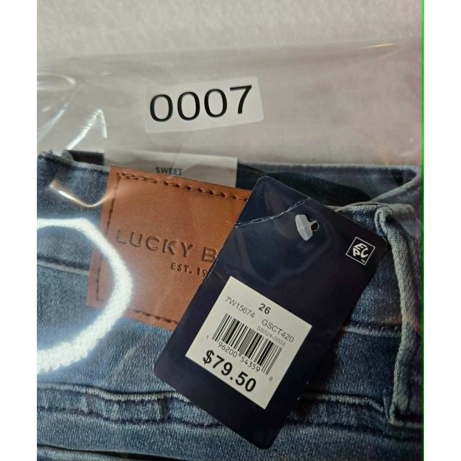 Lucky Brand Sweet Mid Rise Crop Jeans Medium Wash Raw Hem 7W15674 Size 2/26 NEW